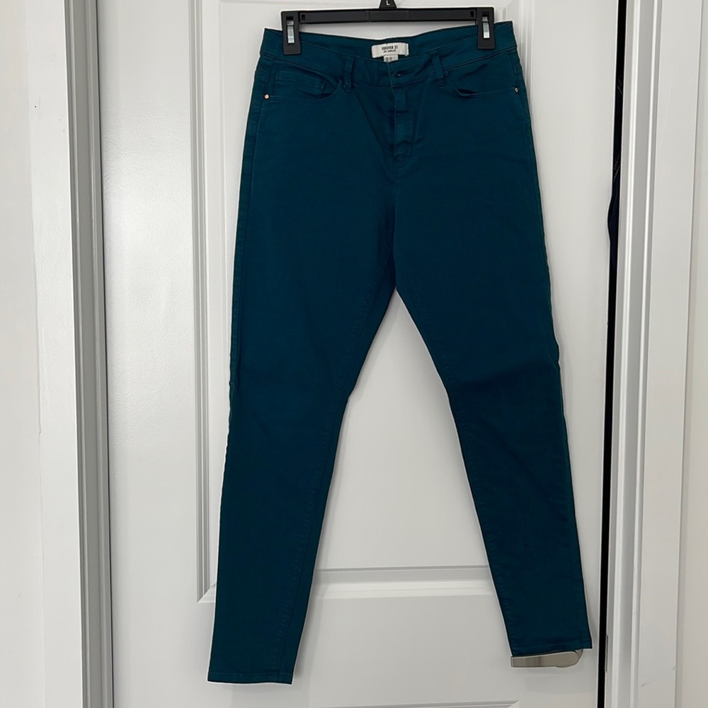 women’s Forever 21 skinny jeans in dark teal (size 27)